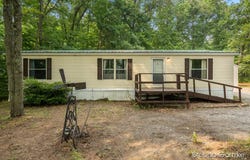 22484 W Howard City-Edmore, Howard City, MI 49329