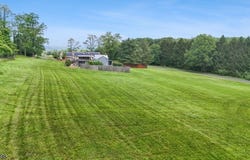 16 Hogback Rd, Franklin Twp., NJ 08867-4035