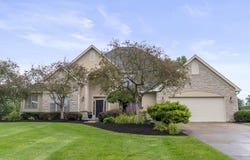 1596 Fox Chase Drive, Blacklick, OH 43004