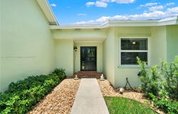 10514 SW 127th Ct, Miami, FL 33186