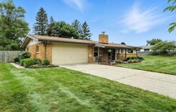 8526 Walnut, Shelby Twp, MI 48317