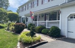 15 Royalwood Court, Cheshire, CT 06410