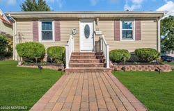 12 Raritan Avenue, Leonardo, NJ 07737