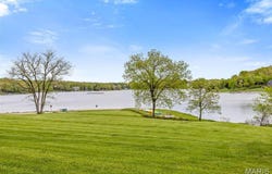 45 S Lionshead Drive, Innsbrook, MO 63390