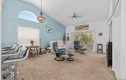 910 W Penn Hills Ct, Beverly Hills, FL 34465