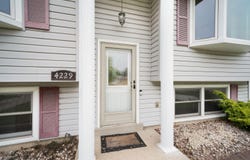 4229 S 90th St, Greenfield, WI 53228