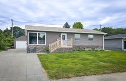 103 22nd Dr, Norfolk, NE 68701