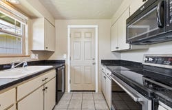 3840 VISTA DR, North Bend, OR 97459