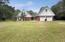 3457 FM 253, Buna, TX 77612