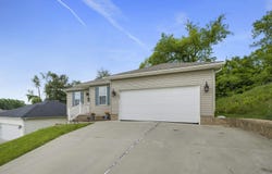 22 Platinum Drive, Chesapeake, OH 45619