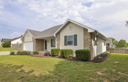 1431 Isdell Street, Bolivar, MO 65613