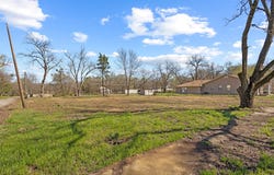 705 E Cherry Street, Paris, TX 75460