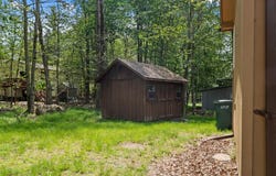 8531 Hillcrest Drive, Tobyhanna, PA 18466