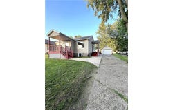 345 5th Street SW, Plainview, MN 55964