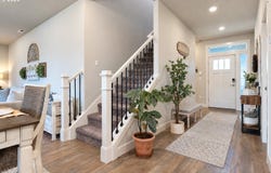 2610 NW SHADDEN Dr, McMinnville, OR 97128