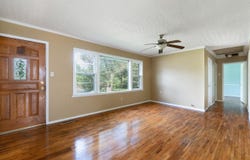 1209 N 3rd St, Ozark, AR 72949