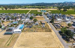 3829 Elwin Lane, Santa Rosa, CA 95403