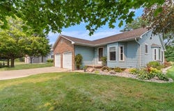 7453 Country Meadow Drive, Swartz Creek, MI 48473