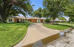 2702 Edgewood, Enid, OK 73703