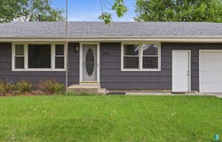 500 W 1st St, Tea, SD 57064