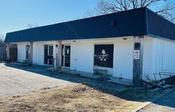 102 S Collins, Howe, TX 75459