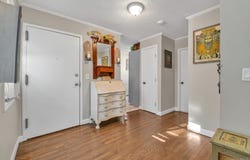 65 W Broadway, Long Beach, NY 11561