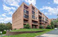 3320 Louisiana Avenue S, Saint Louis Park, MN 55426