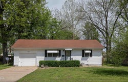 802 Cherry Street, Lamar, MO 64759
