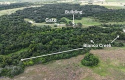 111 Treetop Road, Refugio, TX 78377