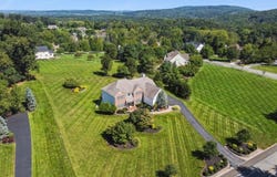 10 William Barnes Rd, Raritan Twp., NJ 08822-5520