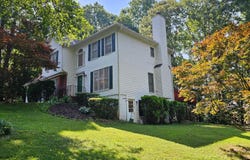 602 Springharbor Drive, Woodstock, GA 30188