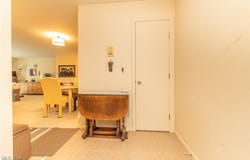 2112 Acacia Park Drive unit: 220, Lyndhurst, OH 44124