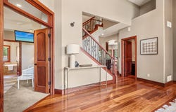 5121 S 111th St, Hales Corners, WI 53130