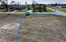 3721 NE 11th Place, Cape Coral, FL 33909