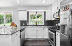 2200 Horizon Road, Burnsville, MN 55337