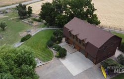 3696 N 4425 E, Murtaugh, ID 83344