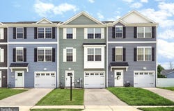 206 OVERLOOK DRIVE, HANOVER, PA 17331