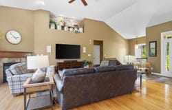 7681 Highlands, ROCKFORD, IL 61102