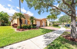 10758 NW 83rd Ct, Parkland, FL 33076