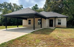 1108 E 8 Street, Mount Pleasant, TX 75455