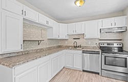 111 Sherwood Square, Essex Junction, VT 05452