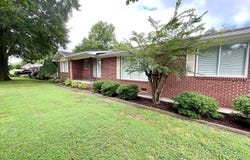 1306 Harbert Avenue, Trenton, TN 38382