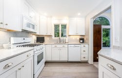 37 Pine Hill Boulevard, Mashpee, MA 02649