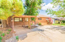 1421 E Cardwell Street, Brownfield, TX 79316