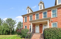 659 Vinewood Street, Wyandotte, MI 48192