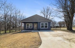 1325 Houston, Durant, OK 74701