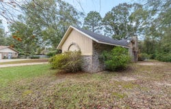 2101 Sunset Dr., Hattiesburg, MS 39402
