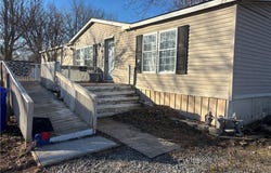 210 S Walnut Street, Houstonia, MO 65333