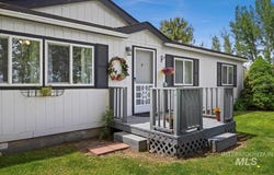 2967 S 2100 E, Wendell, ID 83355