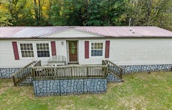 214 Maybrook Rd, Pembroke, VA 24136